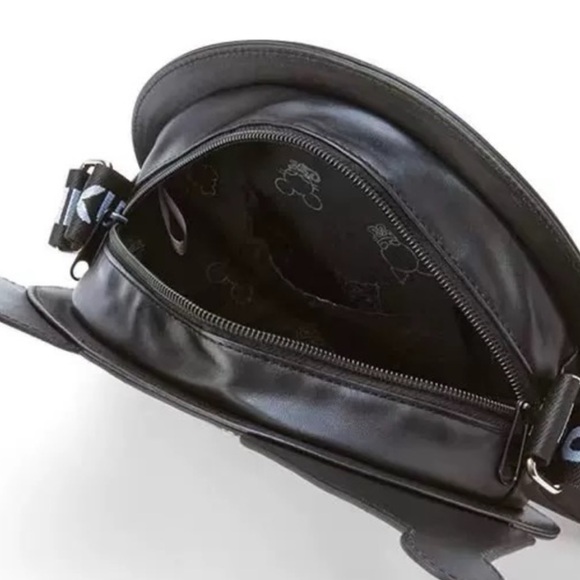 SANRIO Face Shaped Mini Shoulder Bag Kuromi NWT - Picture 5 of 8